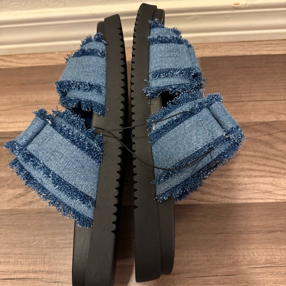 Guess Blue Denim Frayed Slide Sandals - Picture 4 of 13